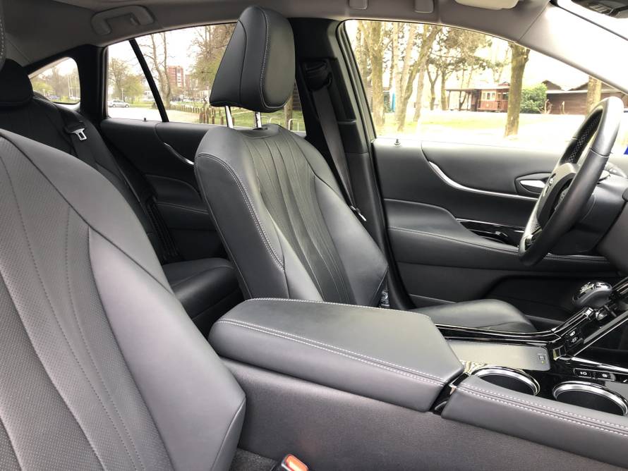 Vozili smo prvi auto na vodik u Hrvatskoj: Iz 'ispuha' mu izlazi čista voda, ovo je budućnost