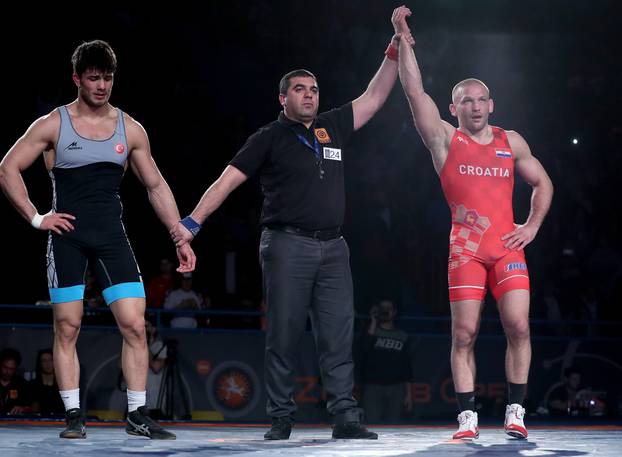 UWW Grand Prix Zagreb Open 2019. BoÅ¾o StarÄeviÄ osvojio je zlatnu medalju u kategoriji 77kg