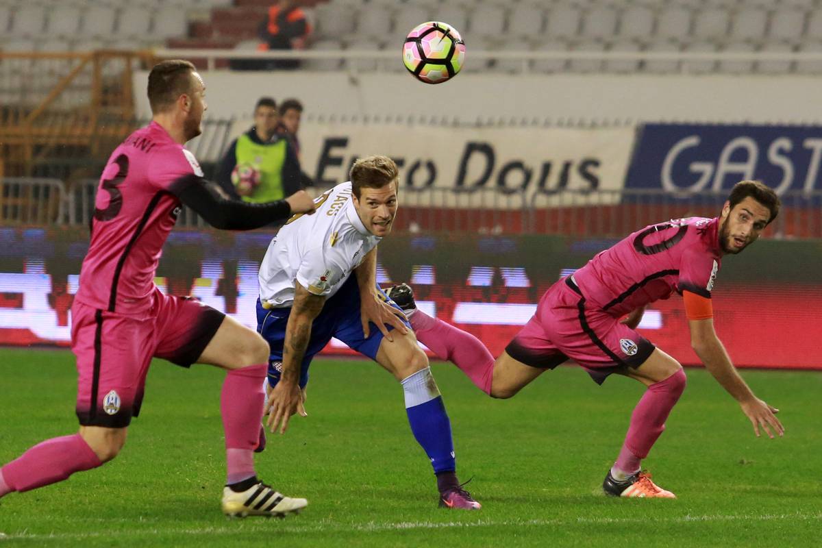 Šemper je skinuo čudo 'bilima': Hajduk i Lokomotiva remizirali