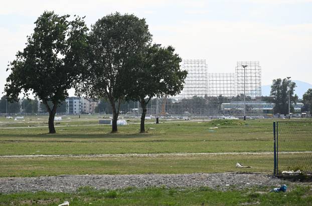 Zagreb: Nakon koncerta Thompsona još ima smeća oko Hipodroma