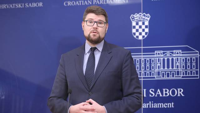 SDP progurao zakon o pobačaju na dnevni red za idući tjedan: 'Kad već neće Vlada, oporba će'