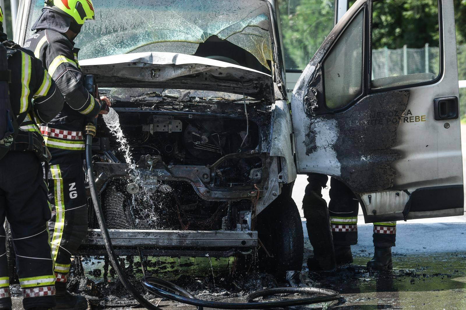 Zagreb: U Hondlovoj eksplodirao kombi, nema ozlijeÄenih