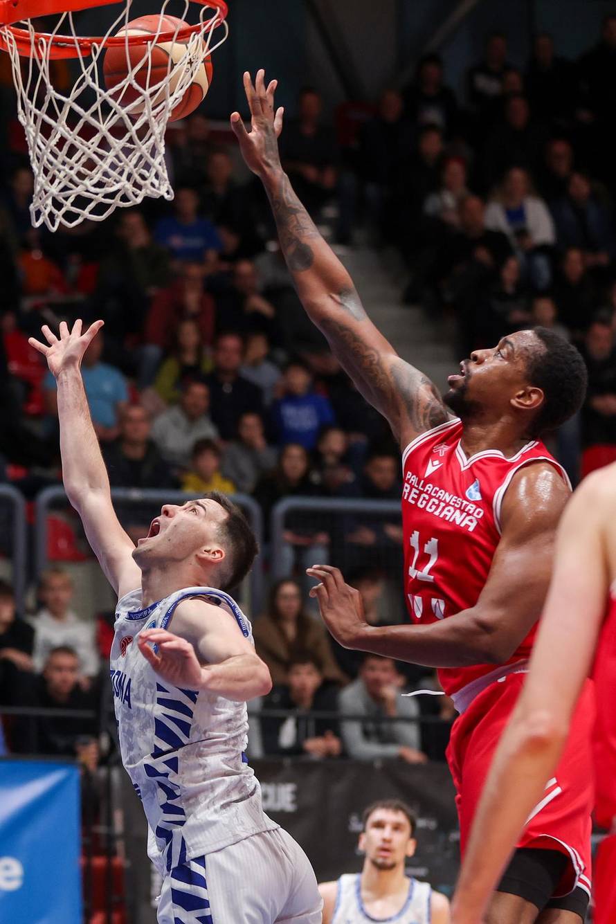 Zagreb: Susret Cibone i Pallacanestro Reggiana u 6. kolu FIBA Europa kupa