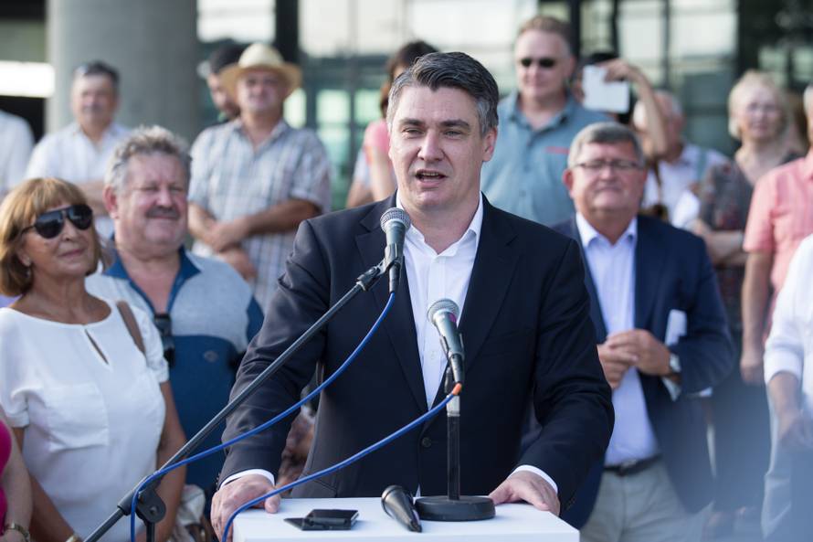 'Kulturu ćemo  vratiti narodu jer to je pravo na različitost'