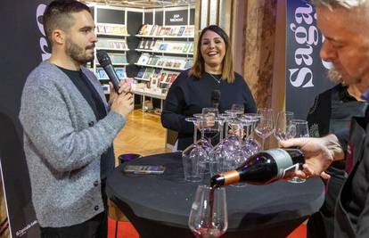 Spoj književnosti i istarskog vina u Puli: 'Uz dobru knjigu najbolje se sljubi teran Zigante'