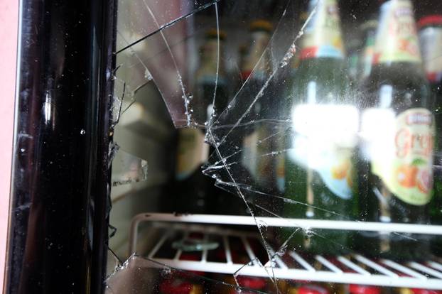 Uzdolje: U restoranu Petko napadnuti ljudi koji su gledali nogometnu utakmicu