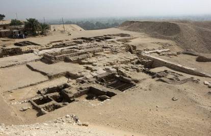Zaboravljenu piramidu su našli u Egiptu pod pijeskom