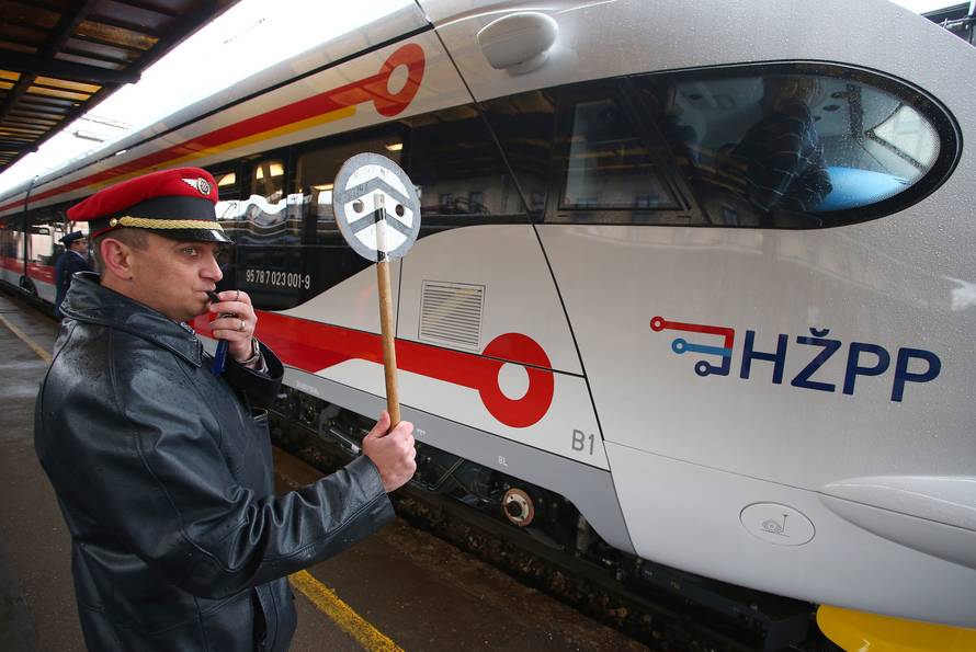 HAC će dići kredit od 500.000 eura da bi platio konzultante