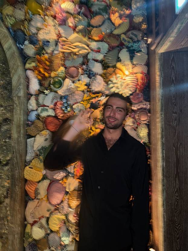 FOTO Neukrotiva 'leopard' Maja i dalje sa Šimom osvaja Dubai: Pogledajte glamurozni izlazak...