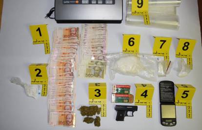 Zapljena u Trogiru: Marihuana, kokain, amfetamin, ali i pištolj