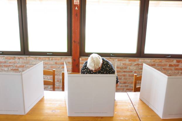 Zabok: Građani glasuju u drugom krugu lokalnih izbora