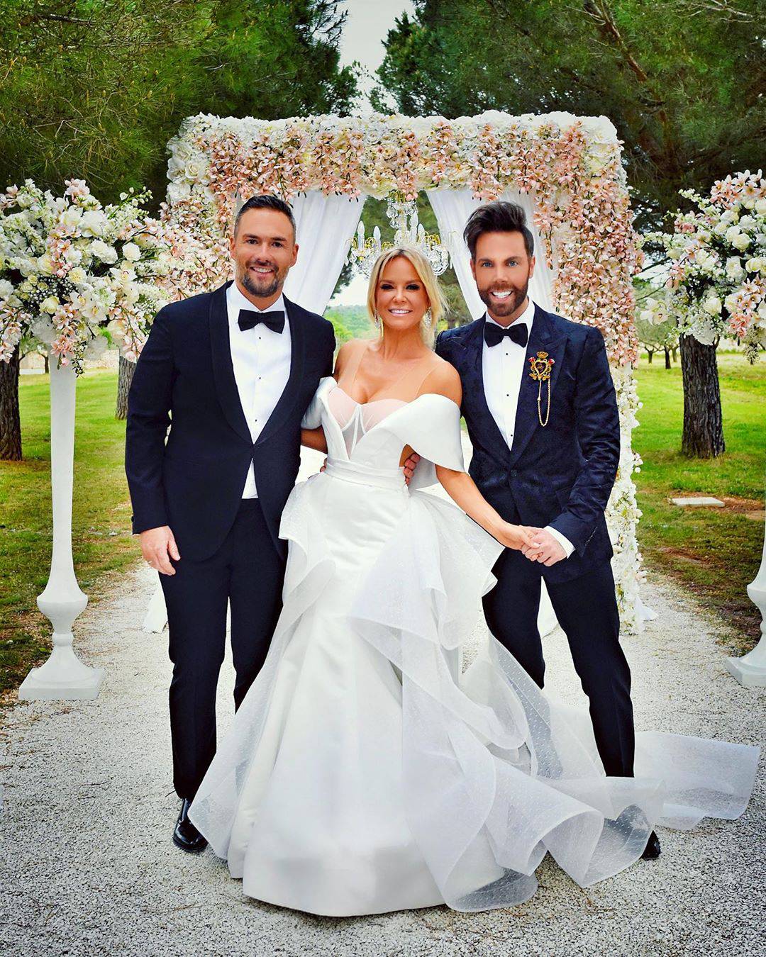 Maja objavila neviđene fotke s vjenčanja: 'Ljubavi, sretna ti druga godina najljepšeg braka'