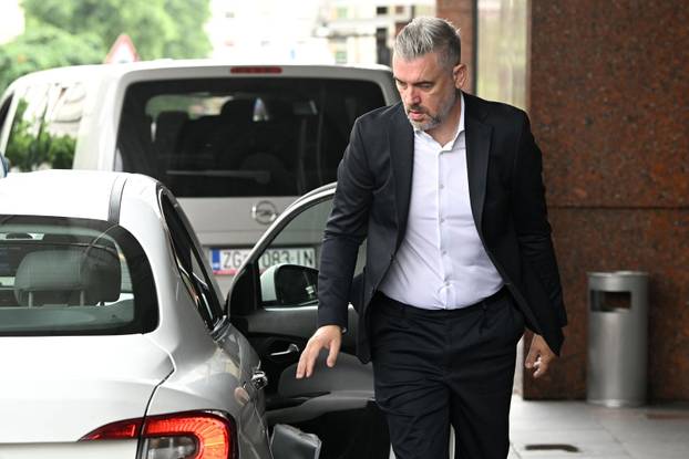 Nogometaši počeli pristizati na okupljanje u Zagrebu