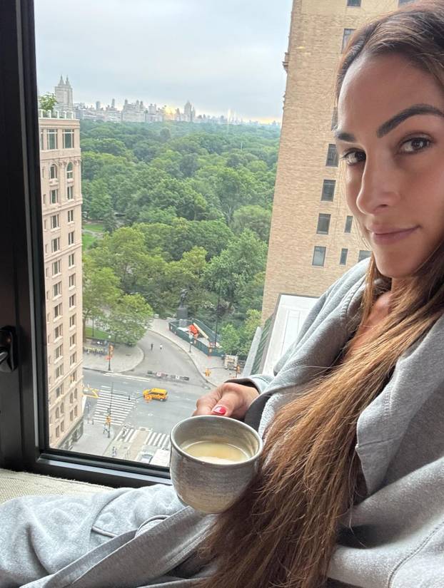 FOTO Može joj biti sin! Kečerica (42) zavela 20 godina mlađeg: 'Dugo me nitko nije ni taknuo'