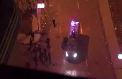 Policija je Egipćanina skinula, vukla po ulicama pa prebila
