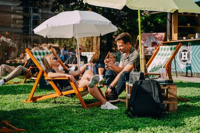 U ponedjeljak na Strossmayerov trg stiže pravi ljetni festival: Uživajte u atmosferi kao s plaže