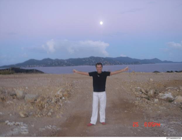 FOTO Ovo su dosad neviđene fotografije iz Epsteinovih spisa