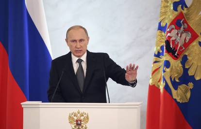 Rusija: Raskrinkala Vladimira Putina jer nije dobila plaću 