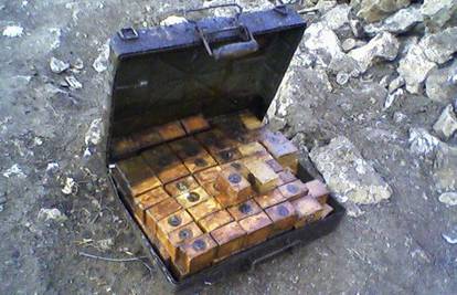 Našao kofer s eksplozivom iz Drugog svjetskog rata
