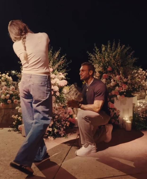 FOTO Obožava golišave fotke i glasno stenje. Prva tenisačica svijeta rekla je 'sudbonosno da'