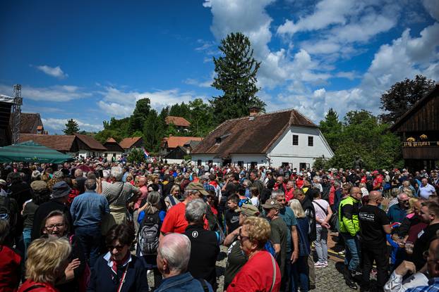 Manifestacija “Dan mladosti - radosti” u Kumrovcu