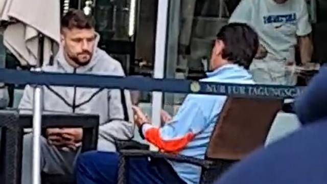FOTO Dalić i Petković sami su porazgovarali na terasi hotela