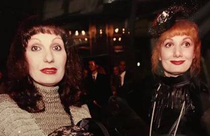 Rijetka fotografija Josipe Lisac sa sestrom: 'Kao blizanke ste'