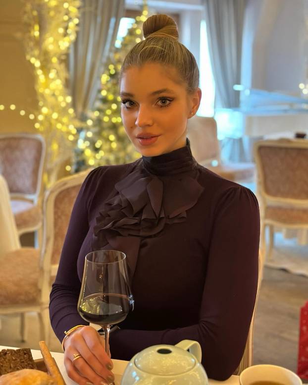 FOTO Bila je nadarena plivačica, a sada se skida za časopis. Ima savršene tjelesne proporcije