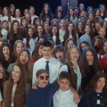 Poslu&scaron;ajte kako zvu&ccaron;i pjesma Moja domovina u izvedbi djece iz The Voice Kidsa i zborova...