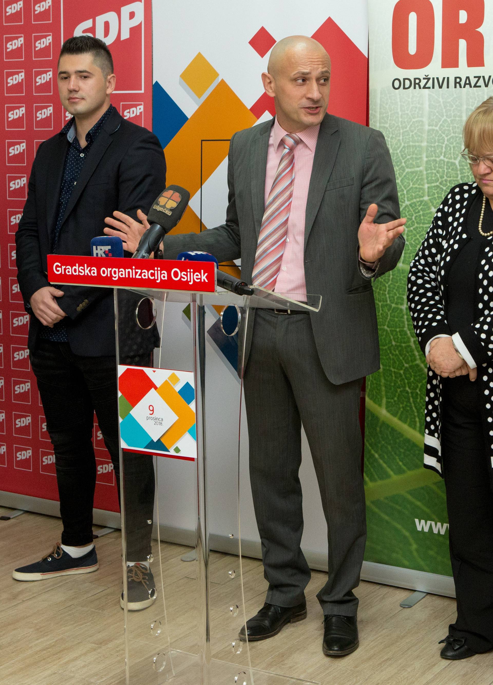 Osijek: Konferencija za medije stranaka SDP, HSS, GLAS, Naprijed Hrvatska i ORAH