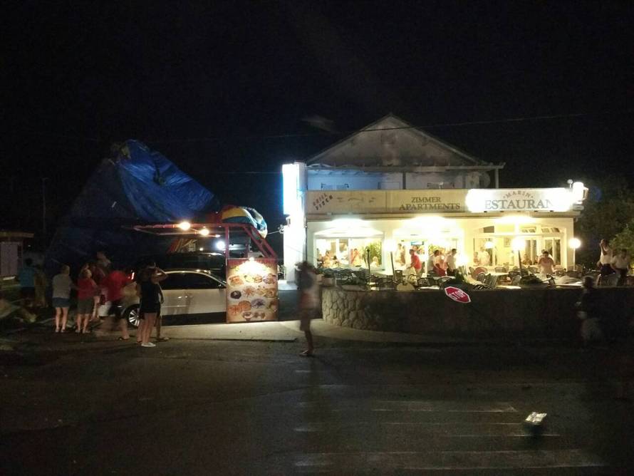 'Tuča joj je razbila glavu, jedva smo joj  zaustavili krvarenje...'