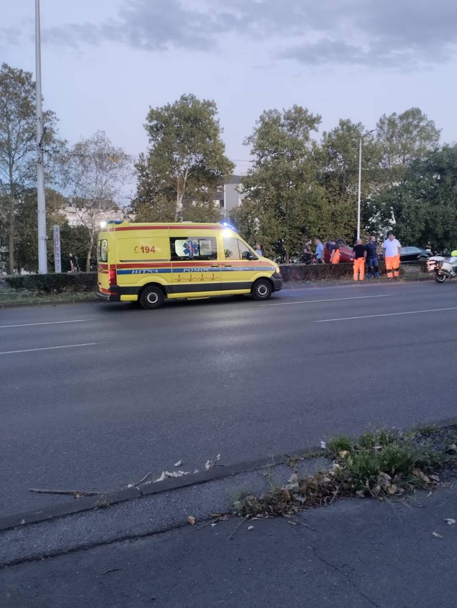 VIDEO Jel' moguće? Završila na krovu na tračnicama u Zagrebu. Evo koliko je promila napuhala!