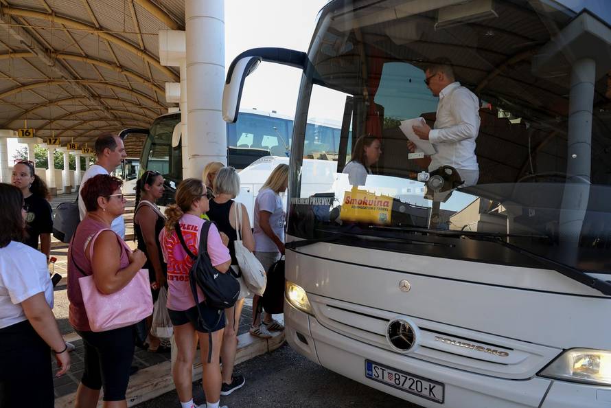 Zadar: Polazak na Thompsonov koncert