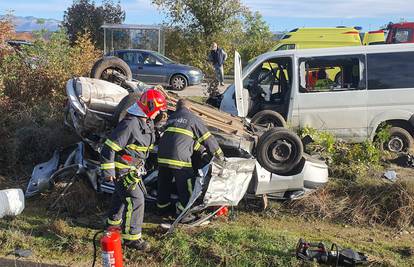 VIDEO Teški sudar kod Nadina: Muškarac preminuo, a deset ozlijeđenih prevezli u bolnicu