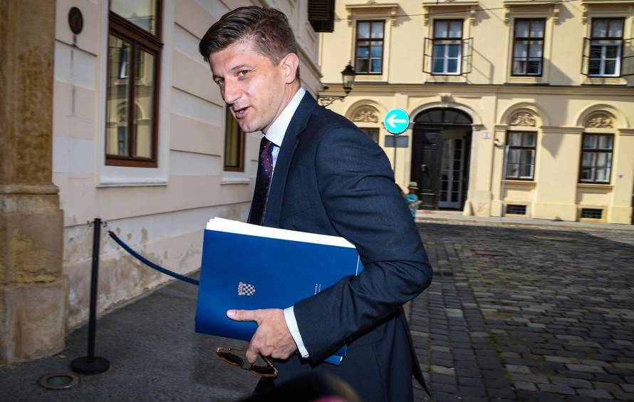 Mišići ministra Marića obišli su svijet, zvali ga Captain Croatia. Izlazio i s izbornikom Dalićem