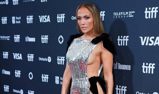 Tužili Jennifer Lopez! Objavila je fotke sebe bez dozvole, traže odštetu veću od 100.000 dolara