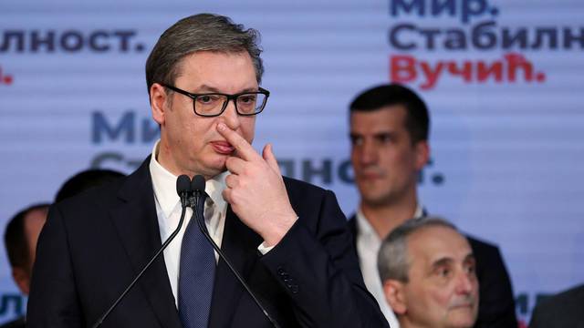 Četnik jaše dalje: Vučić je ostao na čelu Srbije, ali u Beogradu je opozicija proglasila pobjedu