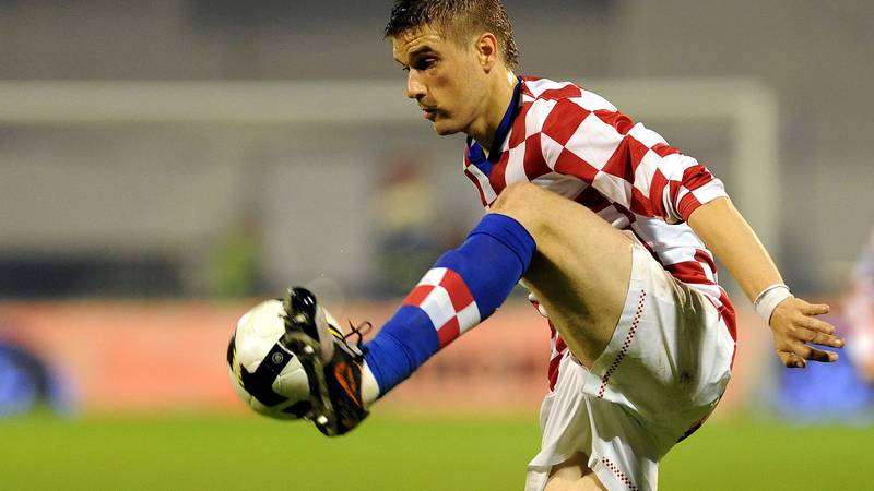 VIDEO Klasnić izašao iz bolnice pa odmah pokazao klasu. Zabio je perfektno iz slobodnjaka