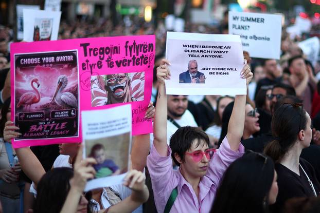 Albanians protest over Kushner-linked luxury resort