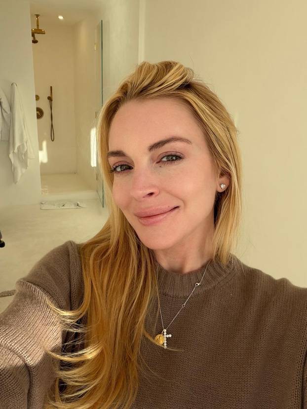 FOTO Lindsay Lohan danas je neprepoznatljiva, pogledajte kako se mijenjala kroz godine