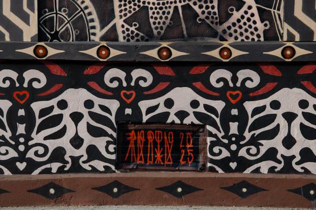 FOTO Grad pretvoren u galeriju: Pogledajte predivne murale na kućama i zgradama u Čačku