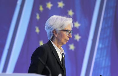 Lagarde: Ulazak Hrvatske u eurozonu za sada po planu