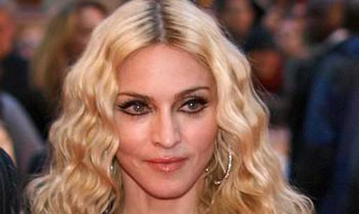 Madonna je iselila čak 200 Afrikanaca iz njihovih kuća