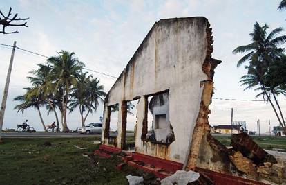 Indonezija: Povučeno upozorenje od  tsunamija