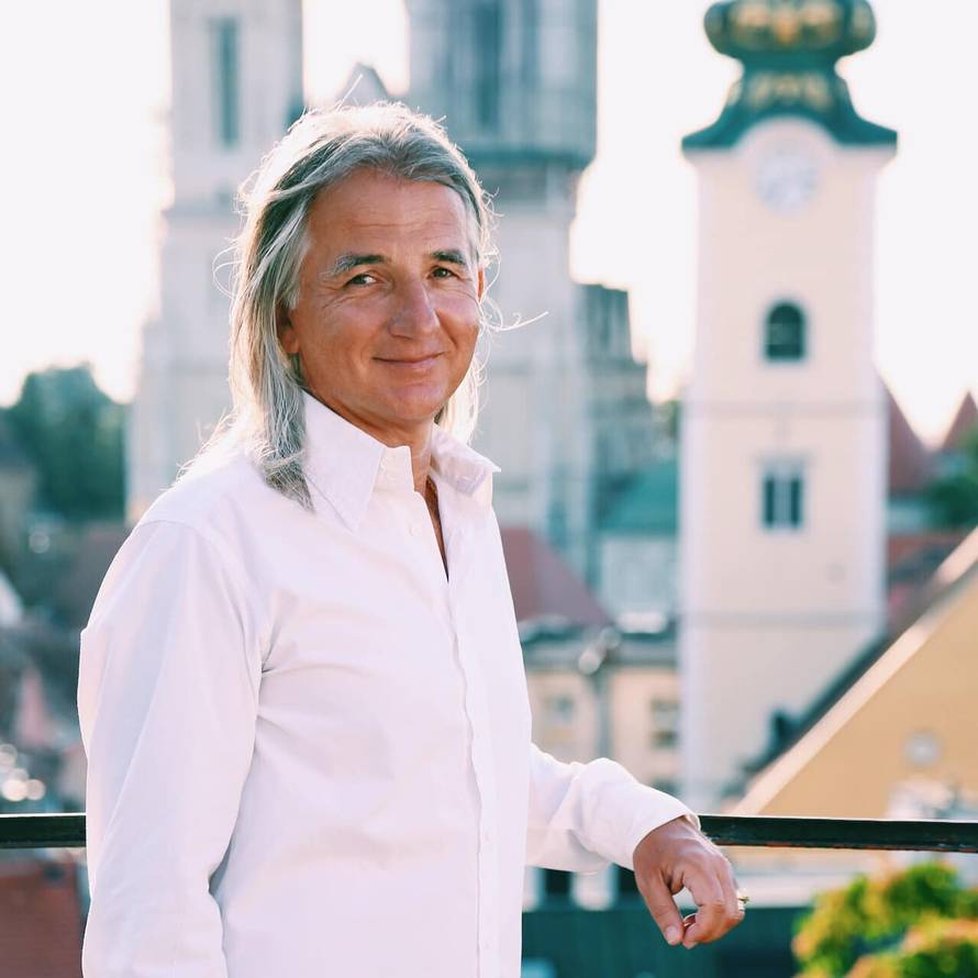 Novković snimio album o Braci: 'Od njega sam dobio potrebnu energiju za pobjedu na Dori'