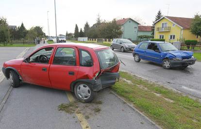 Vozio je pijan i bez položenog vozačkog, udario u Opel Corsu