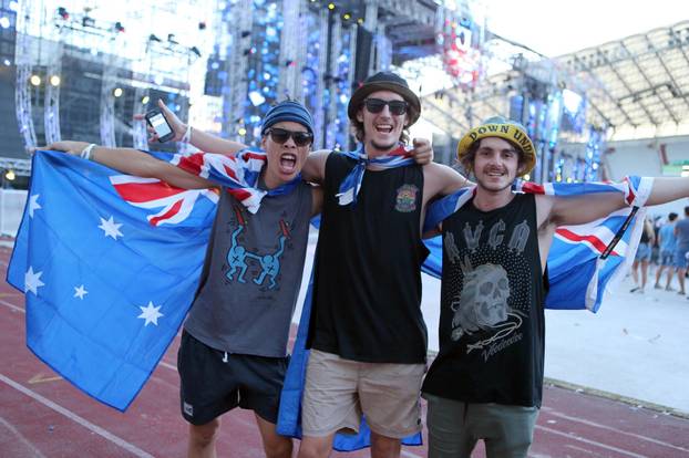 Split: Okupljanje posjetitelja drugog dana ULTRA Europe festivala 2014