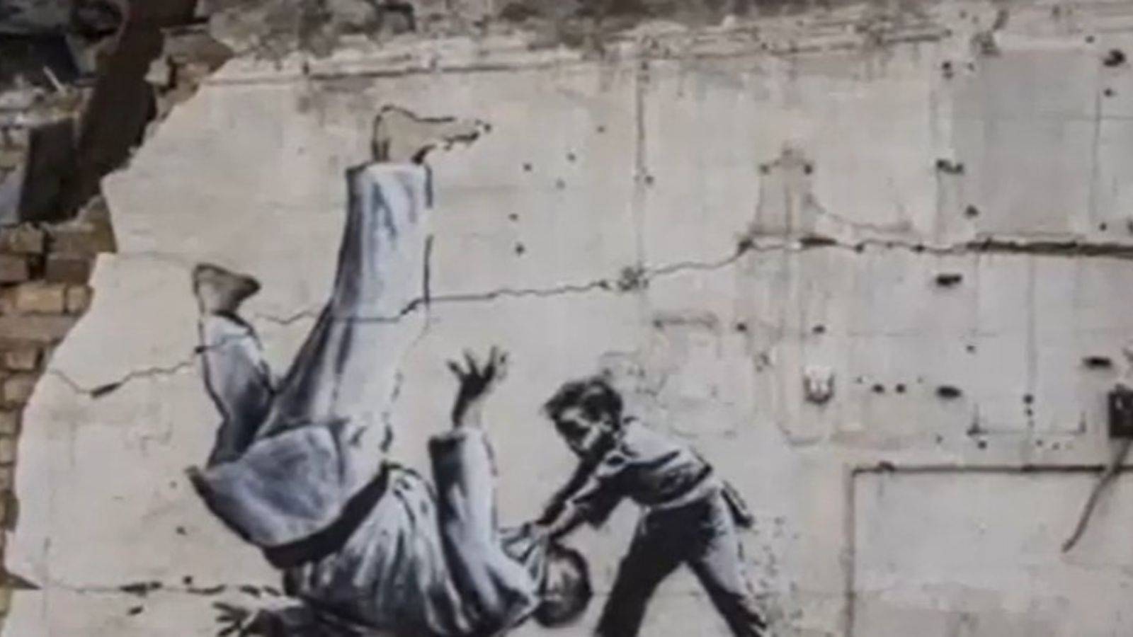 Je li Banksy autor crteža na uništenoj ukrajinskoj kući?