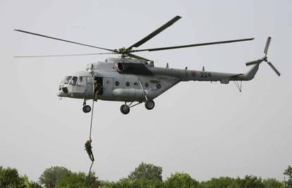 Helikopter vojske ozlijeđenog radnika prebacio u Zagreb