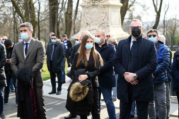 Sprovod velikana hrvatskog nogometa Zlatka Kranjčara na zagrebačkom groblju Mirogoj